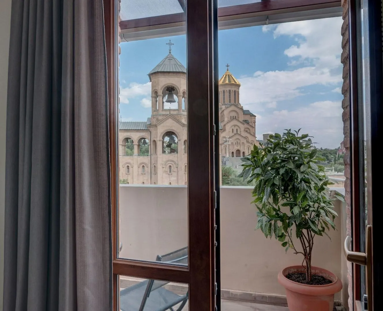 Liva Hotel Tbilisi 3*,