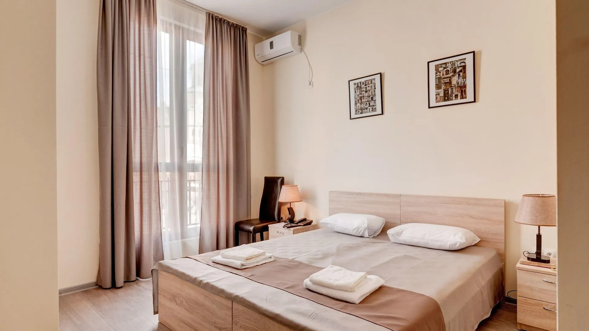 Liva Hotel 第比利斯