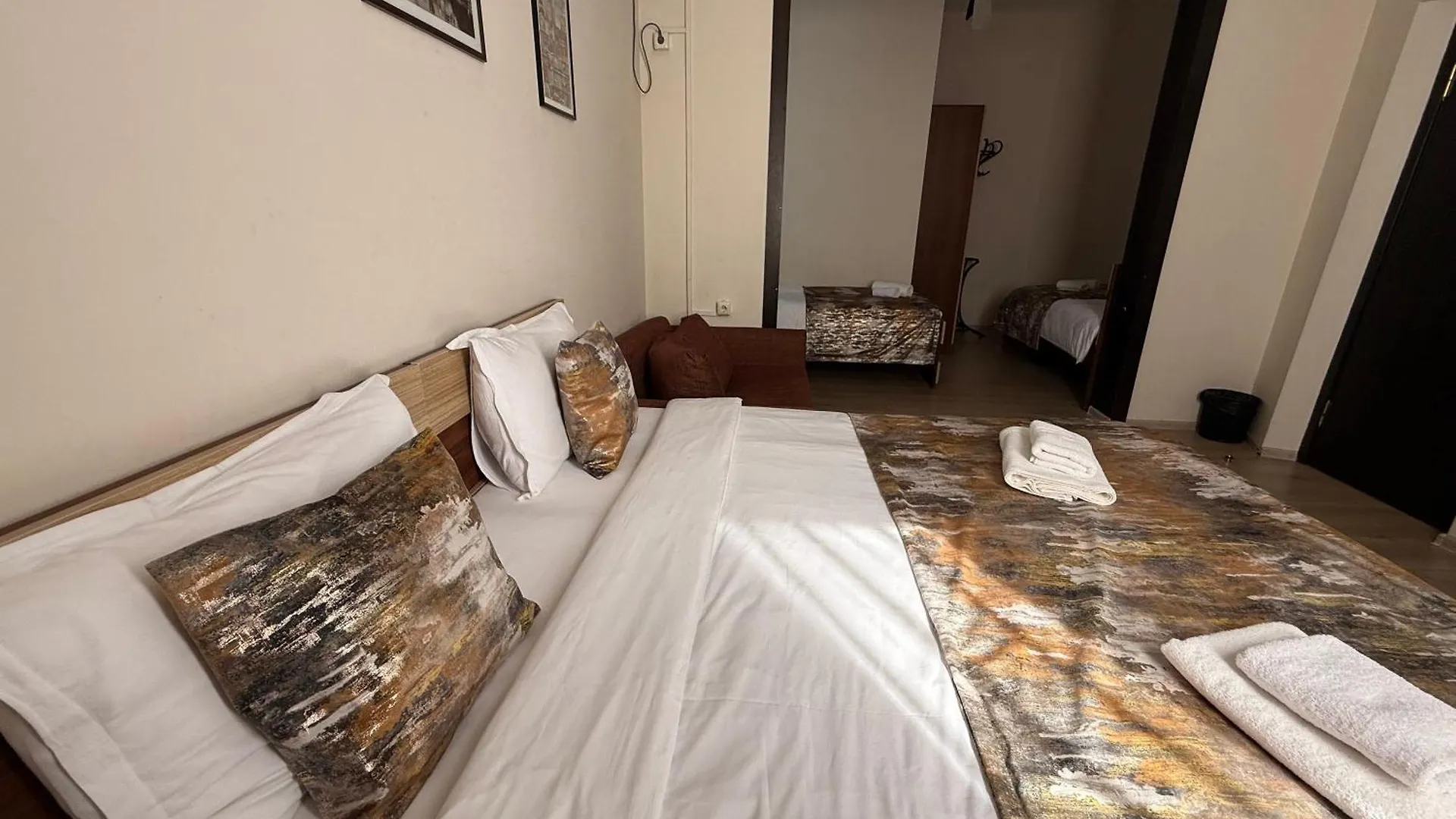 Liva Hotel 第比利斯