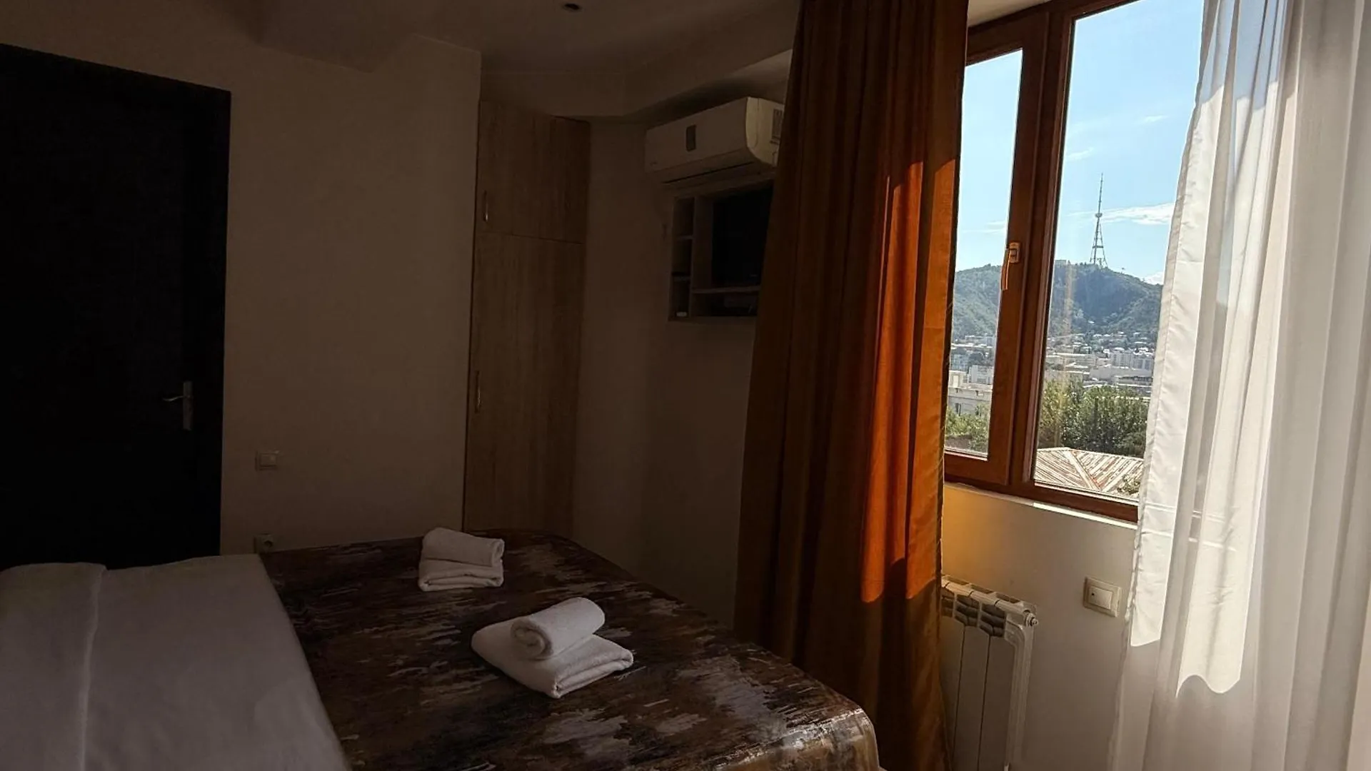 Liva Hotel 第比利斯 3*,